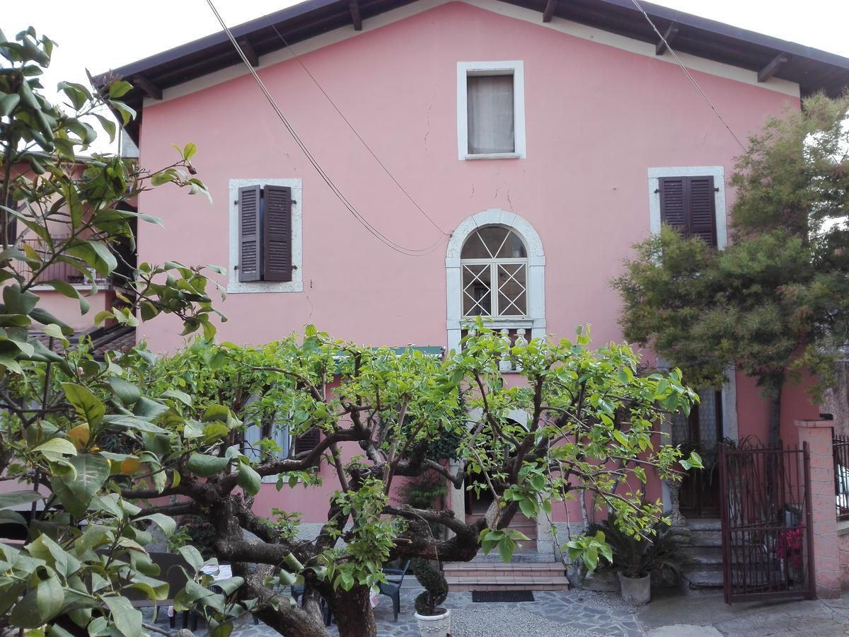 Albergo Giardino Toscolano Maderno Exterior photo